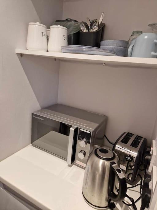 Room On Heath Park Cardiff Ngoại thất bức ảnh