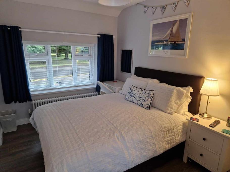 Room On Heath Park Cardiff Ngoại thất bức ảnh