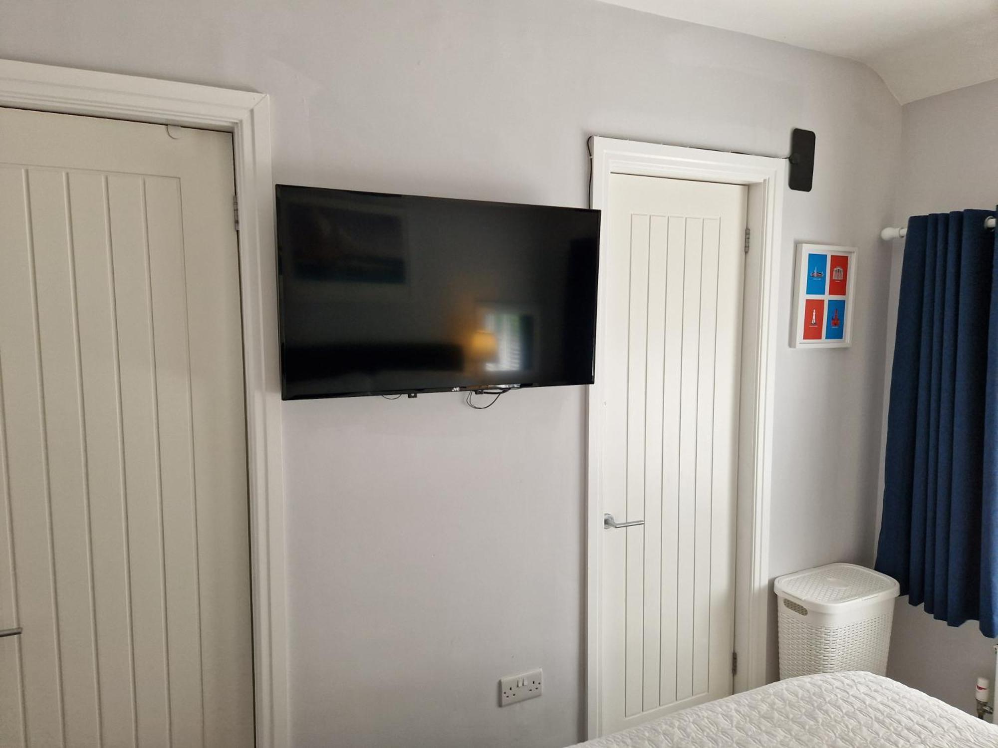 Room On Heath Park Cardiff Ngoại thất bức ảnh